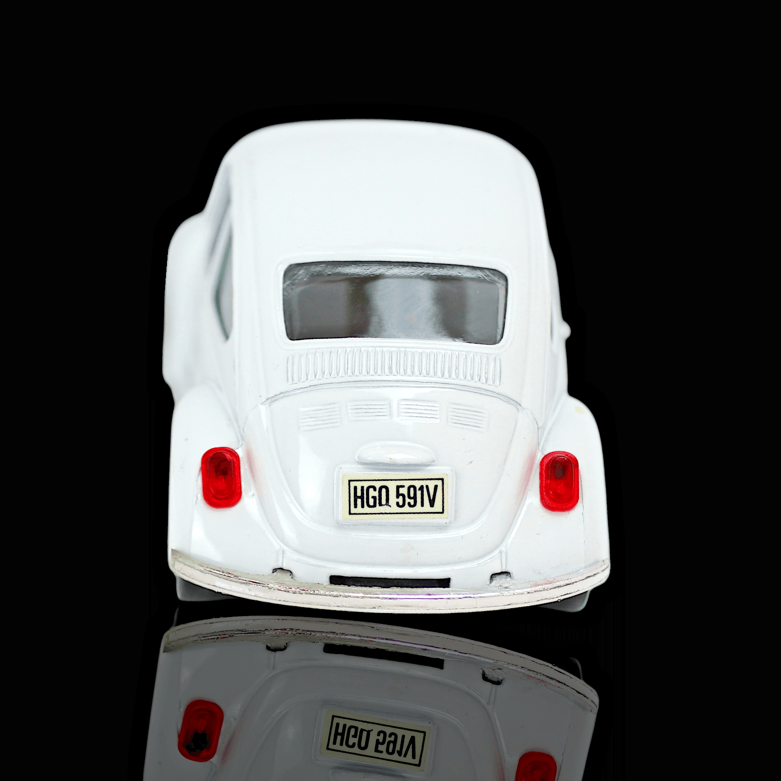 1967 Volkswagen Beetle ~ White ~ Pull Back ~ Diecast Toy Car ~ 1:32 - Thumbnail 6
