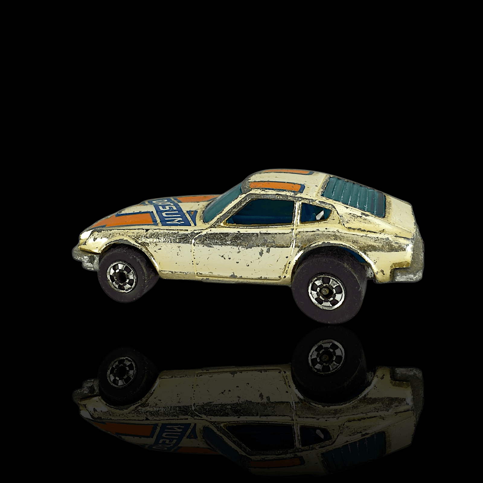 Hot Wheels 1976 Z Whiz Datsun ~ Vintage ~ Golden Machines ~ Blackwall - Thumbnail 4