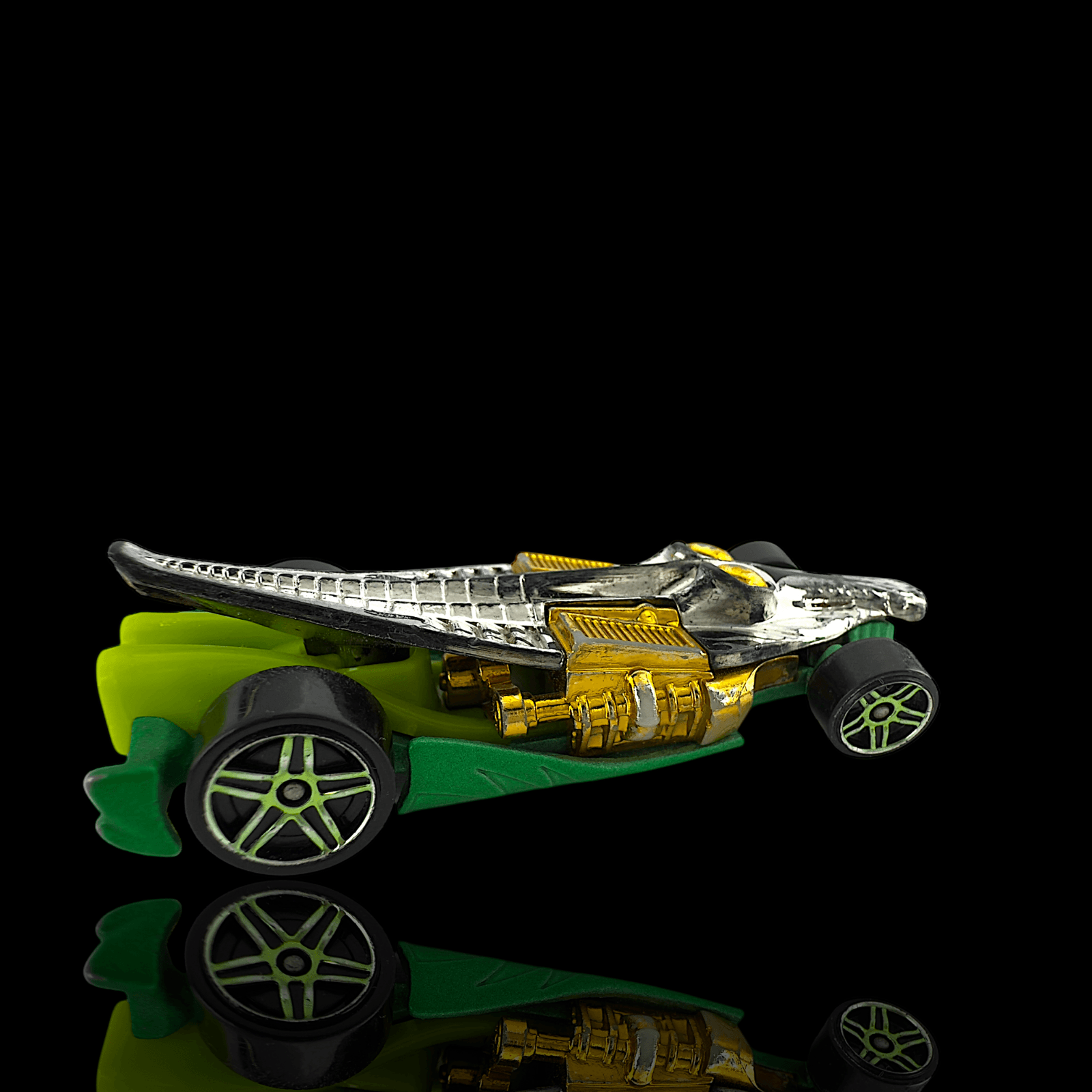 Hot Wheels 2013 Croc Rod ~ Collector #142 / 250 ~ HW Racing/Super Chromes - Thumbnail 3