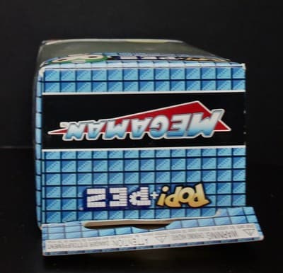 Funko POP Megaman Pez Gyro Attack GameStop Exclusive Glow in the Dark - Thumbnail 5