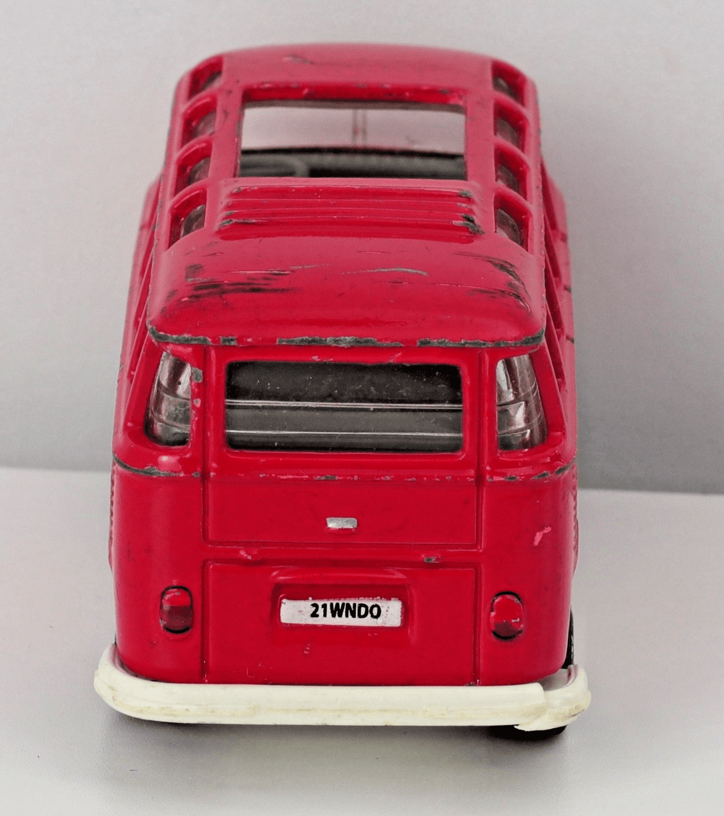 1998 Matchbox 1968 VW Van ~ Red Diecast 1:58 - Thumbnail 4