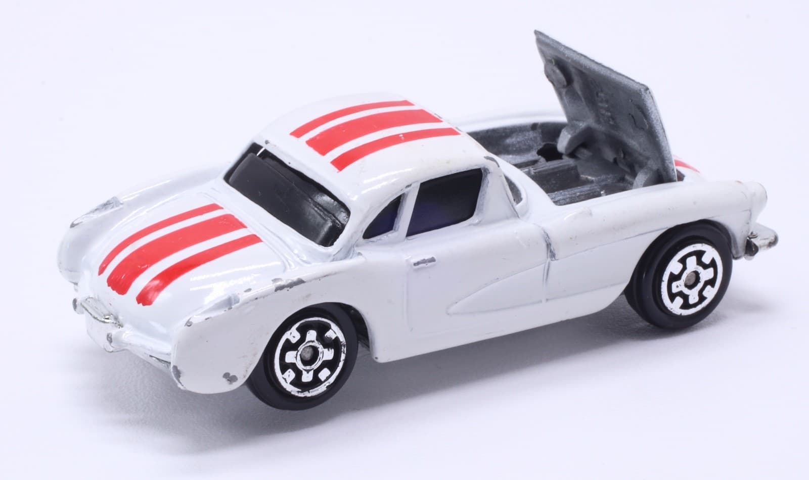 VINTAGE Kidco 1957 CHEVROLET CORVETTE ~ White Red Stripes 1:64 Diecast HK - Thumbnail 9