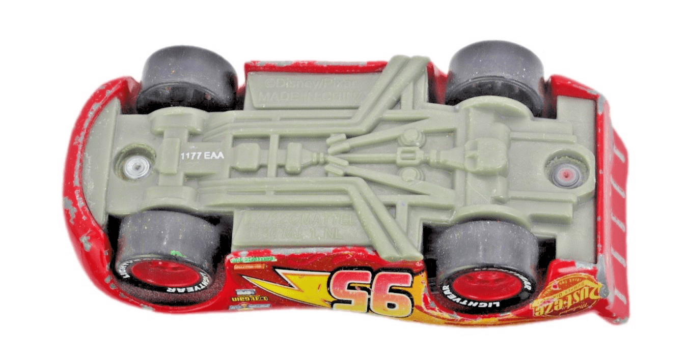 Disney Pixar Cars ~ LIGHTNING MCQUEEN #95 RUST-EZE ~ Red 1:55 Diecast - Thumbnail 8