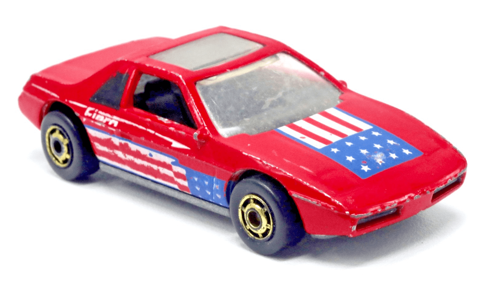 VINTAGE ~ Hot Wheels The Hot Ones ~ 1984 PONTIAC FIERO 2M4 ~ Red Flag 1:64