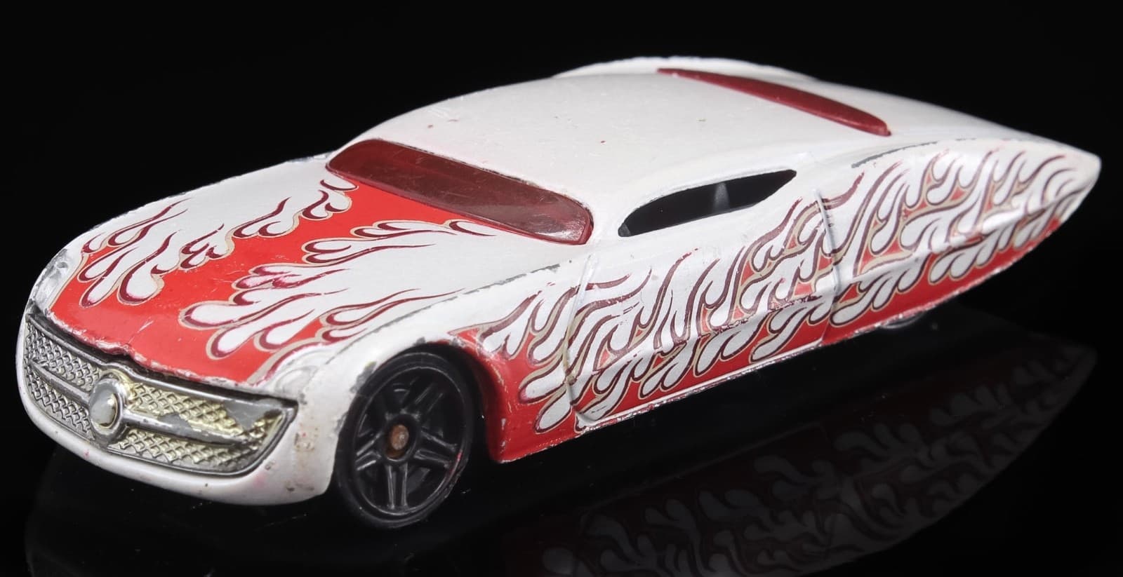 2009 Hot Wheels Mystery Series ~ GANGSTER GRIN ~ White Red Flames 1/64 Diecast - Thumbnail 2