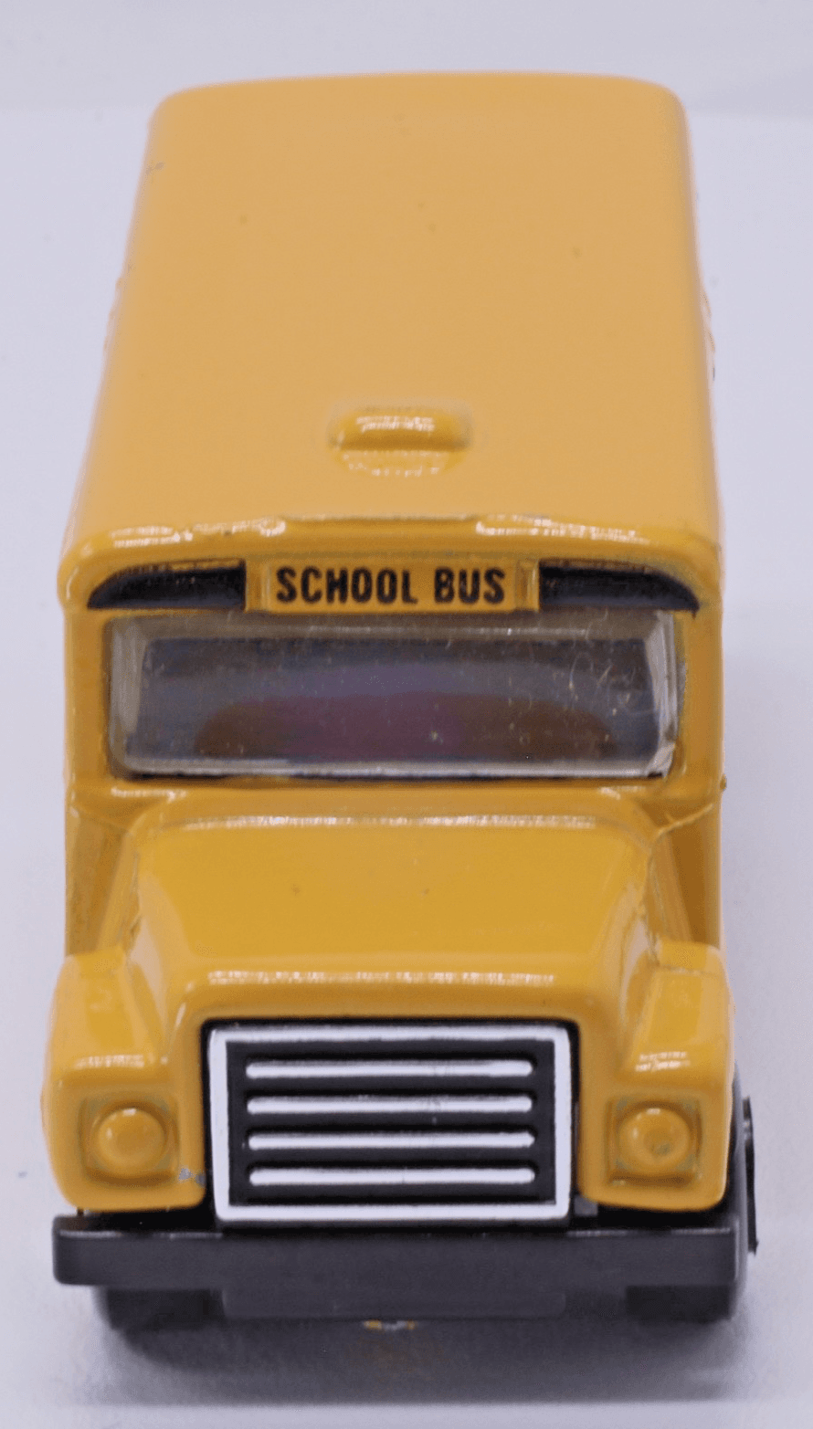 VINTAGE 1985 Matchbox ~ INTERNATIONAL SCHOOL BUS District 2 ~ Yelloiw 1:95 - Thumbnail 8