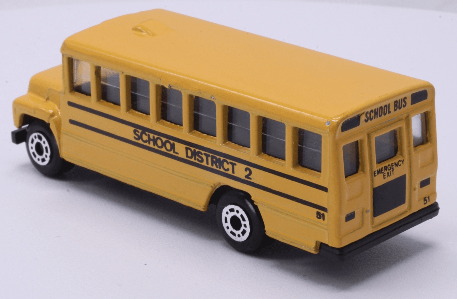 VINTAGE 1985 Matchbox ~ INTERNATIONAL SCHOOL BUS District 2 ~ Yelloiw 1:95 - Thumbnail 5