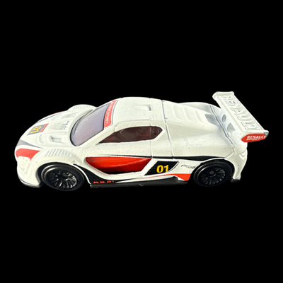 Hot Wheels 2019 Renault Sport R.S. 01 ~ White ~ Motor Show ~ 1:64 - Thumbnail 2