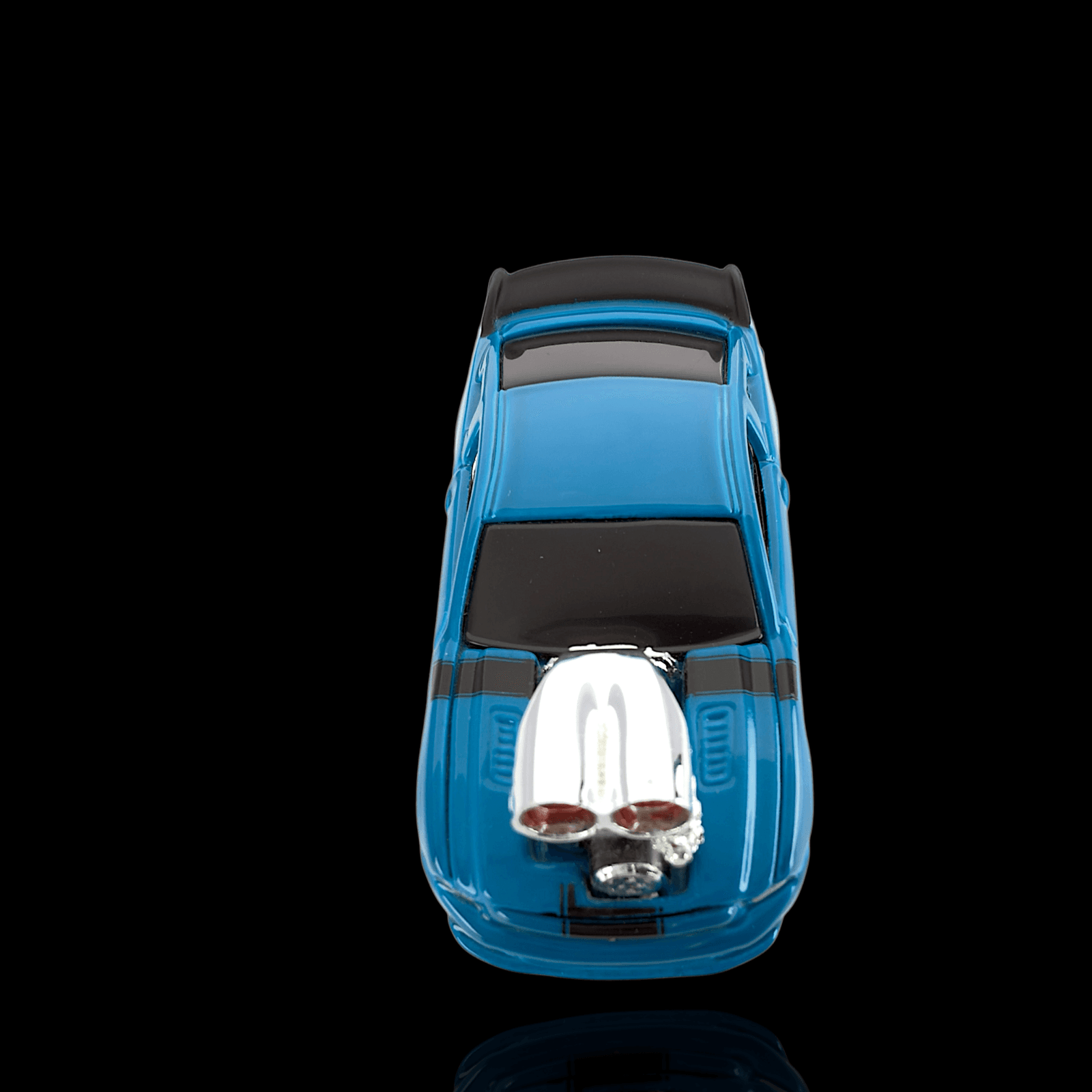 Maisto Muscle Machines 2013 Ford Mustang Boss 302 ~ Series 3 ~ #16 - Thumbnail 4