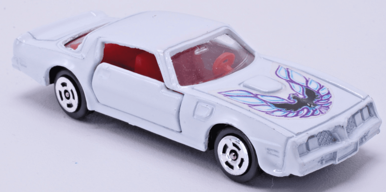 VINTAGE YAT MING ~ 1977 PONTIAC FIREBIRD TRANS AM (#1060) ~ Diecast 1:64