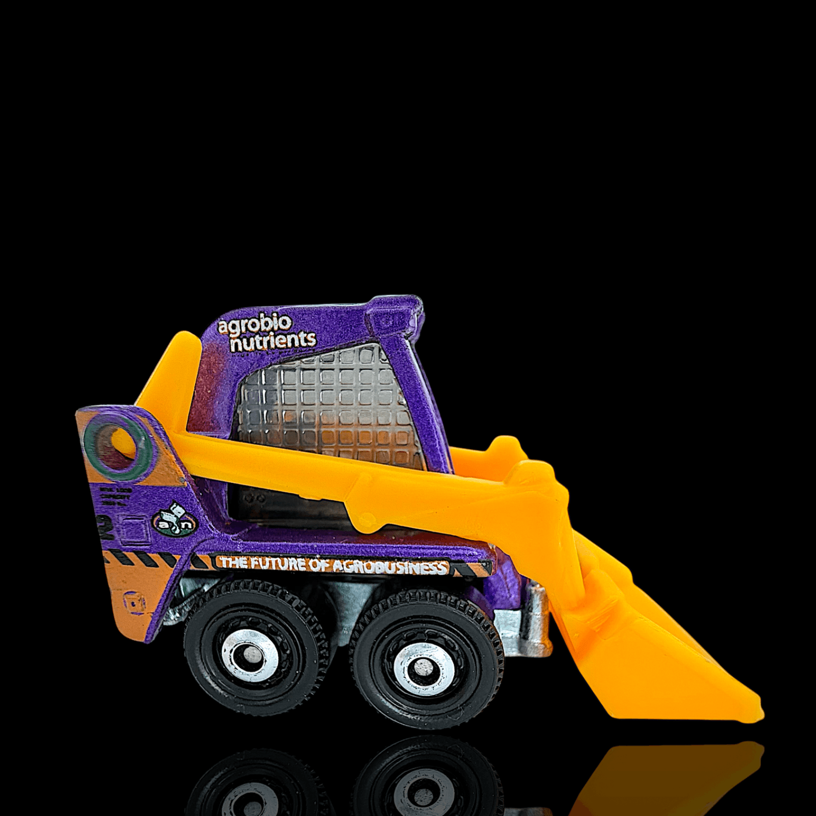Matchbox 2020 MBX Construction II Bobcat Skidster S100 ~ Agrobio Nutrients
