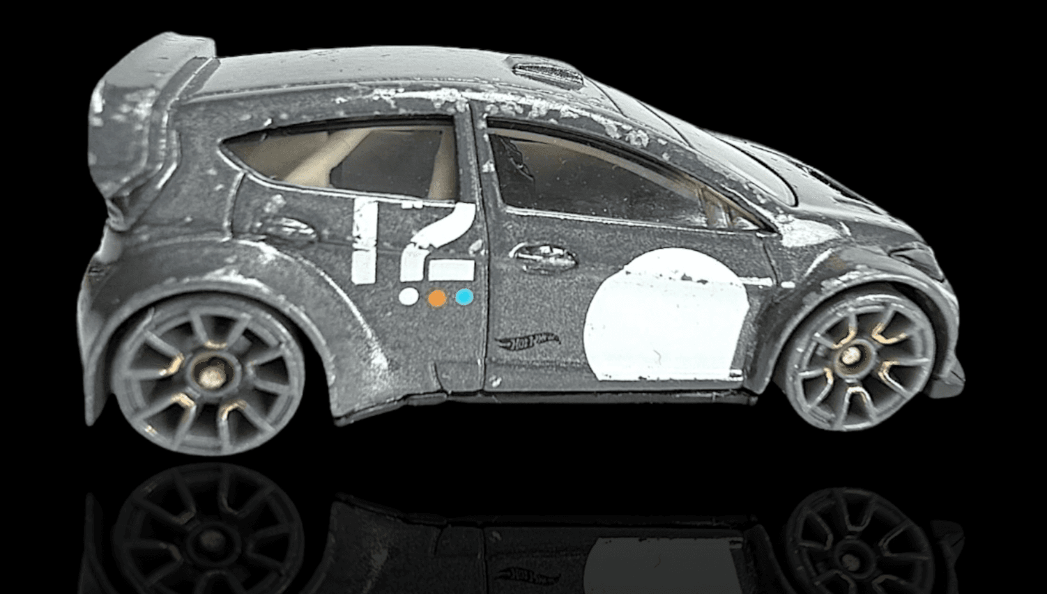 Hot Wheels ~ 2012 FORD FIESTA ~ Grey Hatchback Race Car 1:64 Diecast