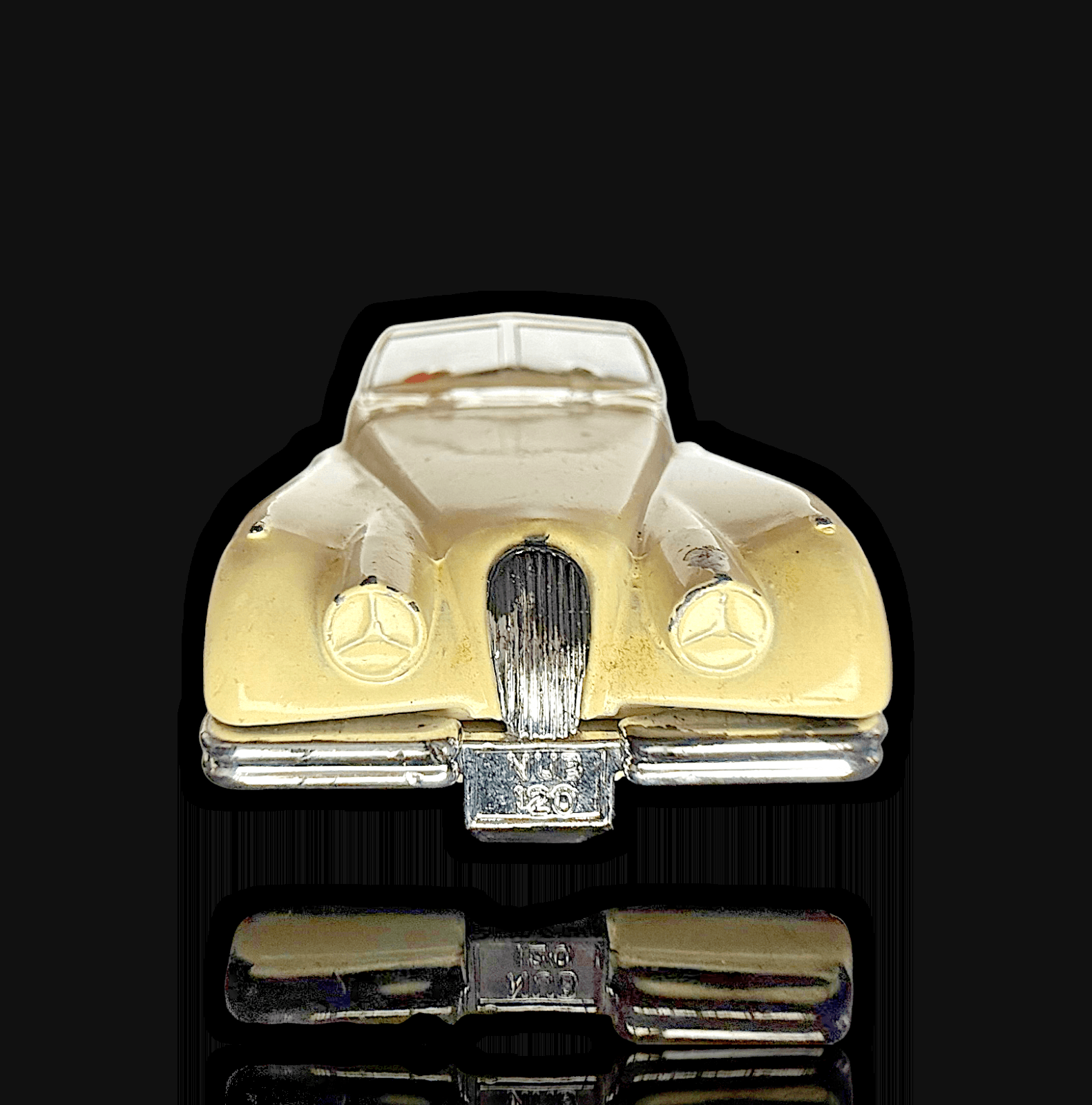 Matchbox ~ 1984 Jaguar XK 120 ~ Cream coloured ~ Diecast 1/64 - Thumbnail 3