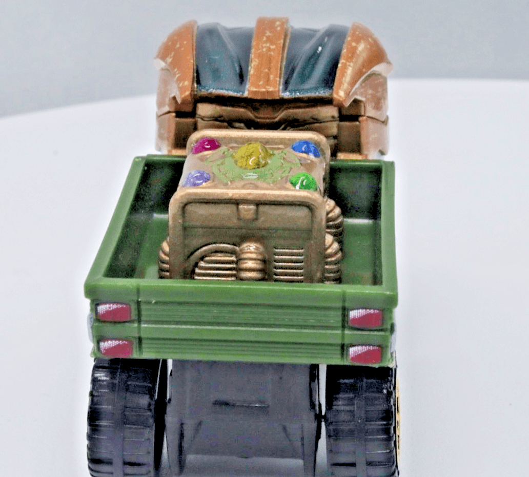 Hot Wheels ~ 2108 MARVEL THANOS CHARACTER CAR ~ 1:64 Avengers Infinity War - Thumbnail 5