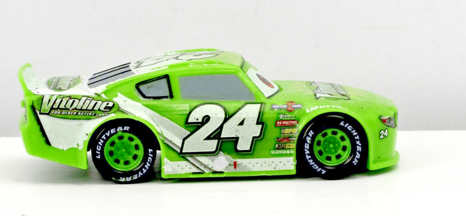 Mattel Disney Pixar Cars 3 ~ BRICK YARDLEY #24 Vitoline ~ 1:55 Diecast Toy Car
