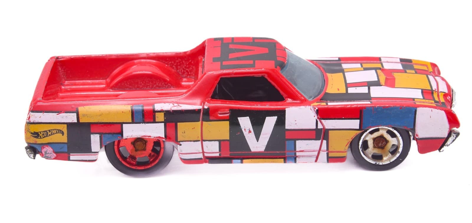 2023 Hot Wheels Art Cars ~ 1972 FORD RANCHERO (9/10) ~ Red 142/250 Diecast 1/64 - Thumbnail 3
