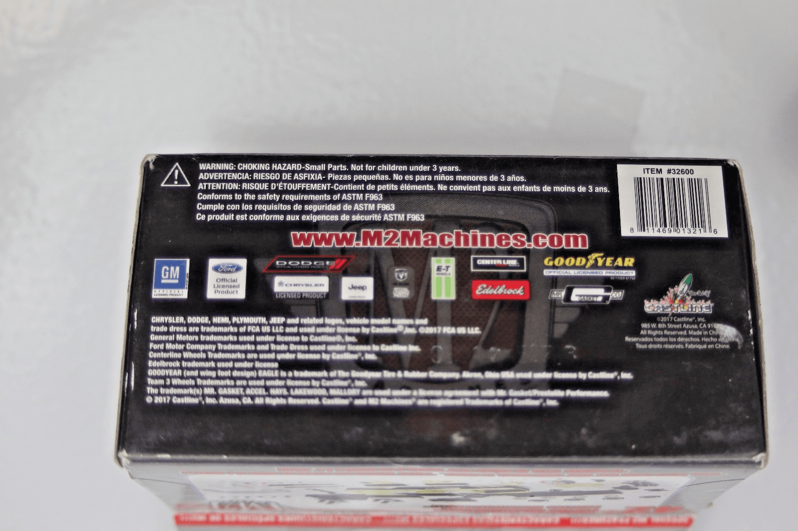 M2 Machines Titanium 1957 CHEVROLET BEL AIR ~ 1:64 ~ Diecast Toy Car ~ T101 - Thumbnail 4