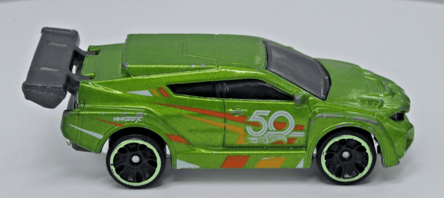 2022 Hot Wheels Legends 5-Pack ~ LOOP COUPE ~ Green Loose Diecast 1/64 - Thumbnail 3