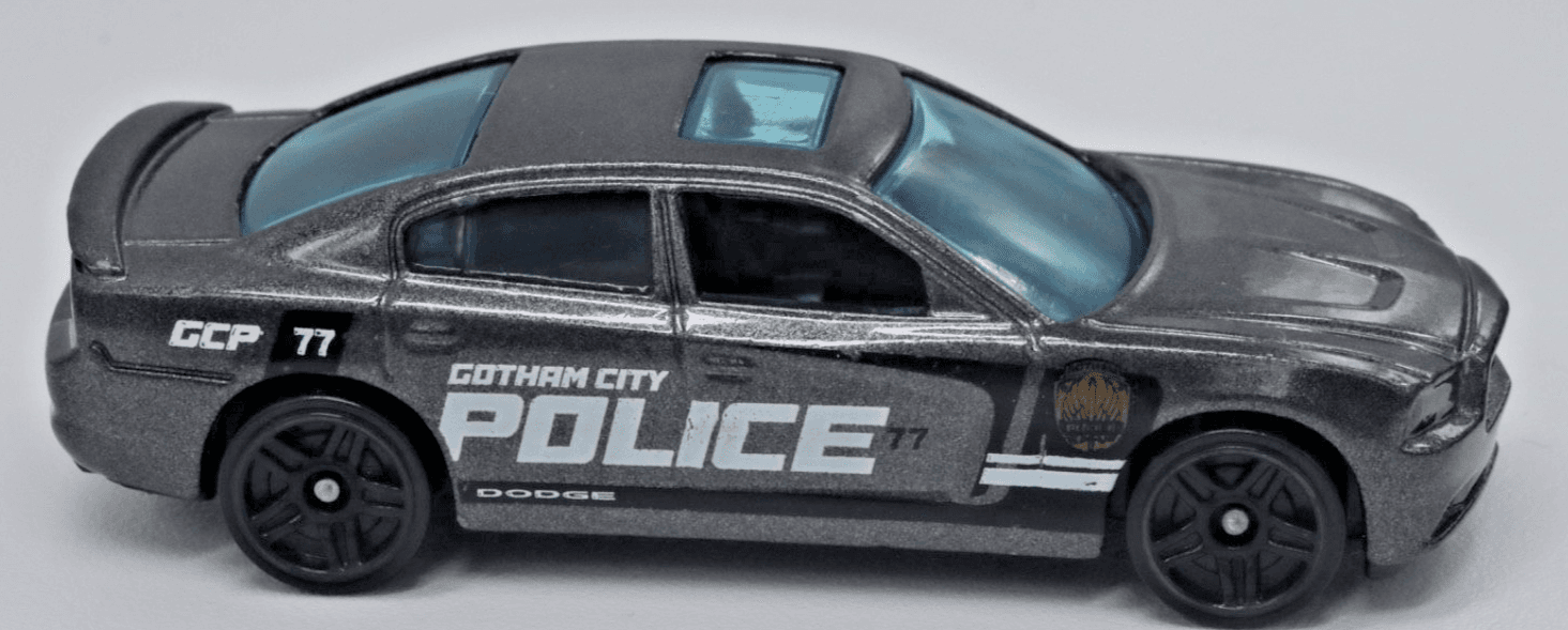 Hot Wheels ~ Gotham City Police Car ~ 2011 DODGE CHARGER RT ~ Diecast 1:64 - Thumbnail 2