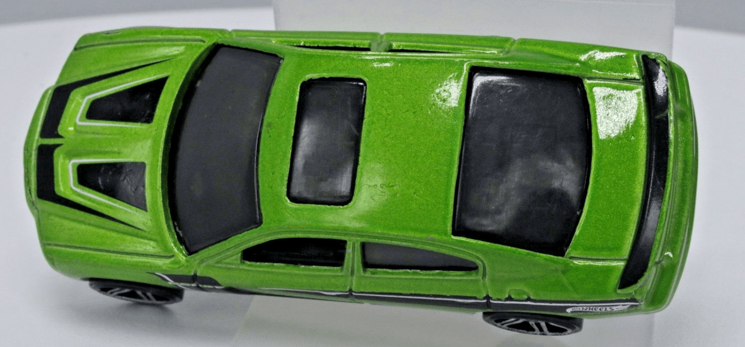 Hot Wheels ~ 2011 DODGE CHARGER R/T ~ Green 1/64 Diecast - Thumbnail 7
