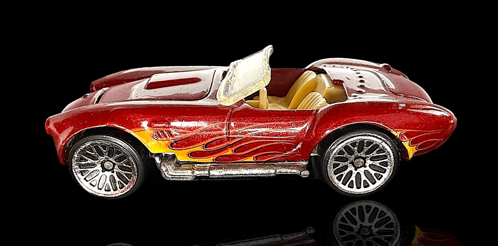 HOT WHEELS ~ 1982 SHELBY COBRA 427 SC ~ Collector #240 ~ Mainline - Thumbnail 2