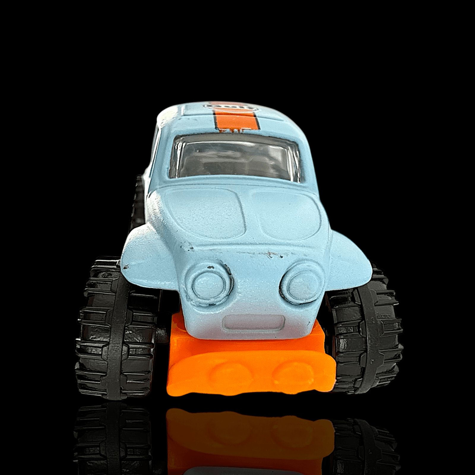 Matchbox 2012 Volkswagen Beetle 4x4 Gulf Edition #67 ~ Gulf Oil - Thumbnail 4