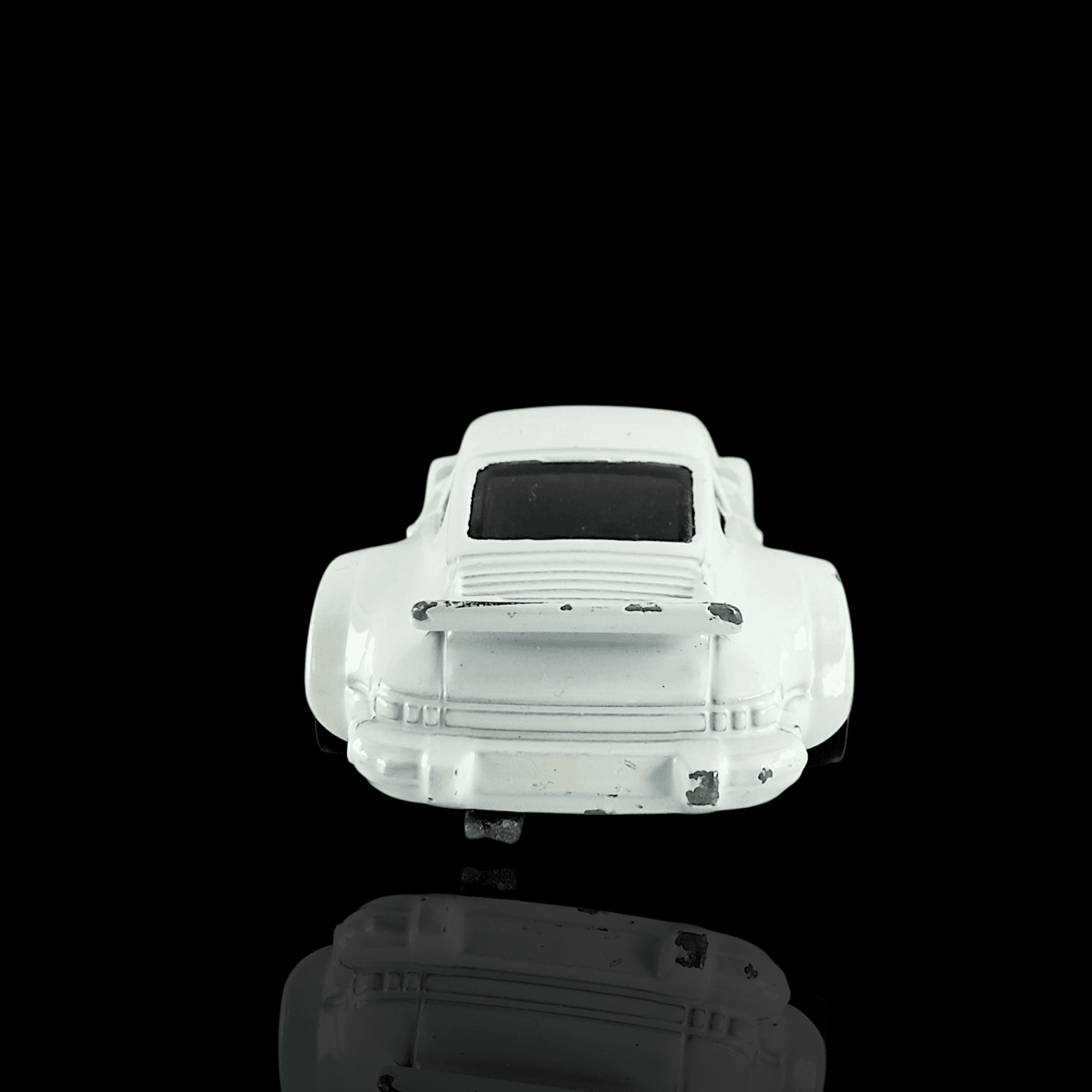 Hot Wheels 2014 Porsche 934 Turbo RSR ~ White Diecast Sports Car - Thumbnail 5