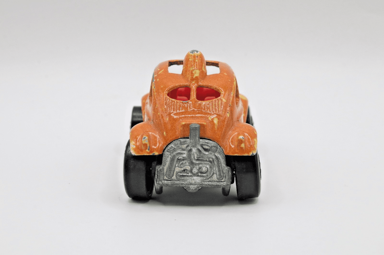 1983 Hot Wheels ~ VW VOLKSWAGEN BAJA BUG ~ Orange Flames 1:64 Diecast - Thumbnail 3
