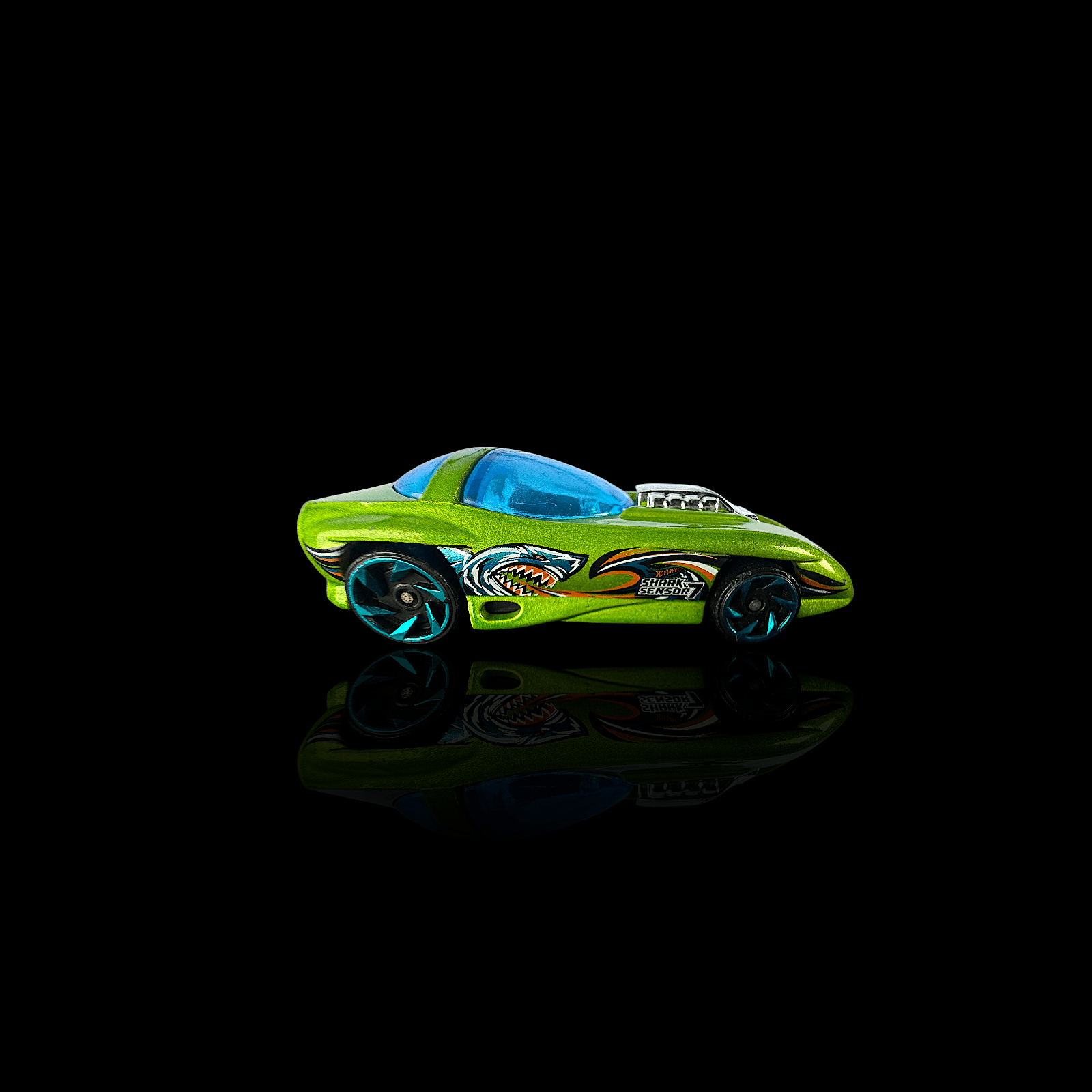 Hot Wheels 2002 Silhouette II ~ #152 Antifreeze Green Die-Cast Car