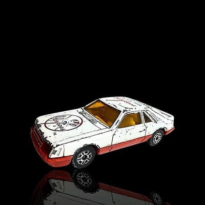 Corgi ~NY Yankees Mustang Cobra ~ Red/White 1:64 Vintage Diecast Car - Thumbnail 2