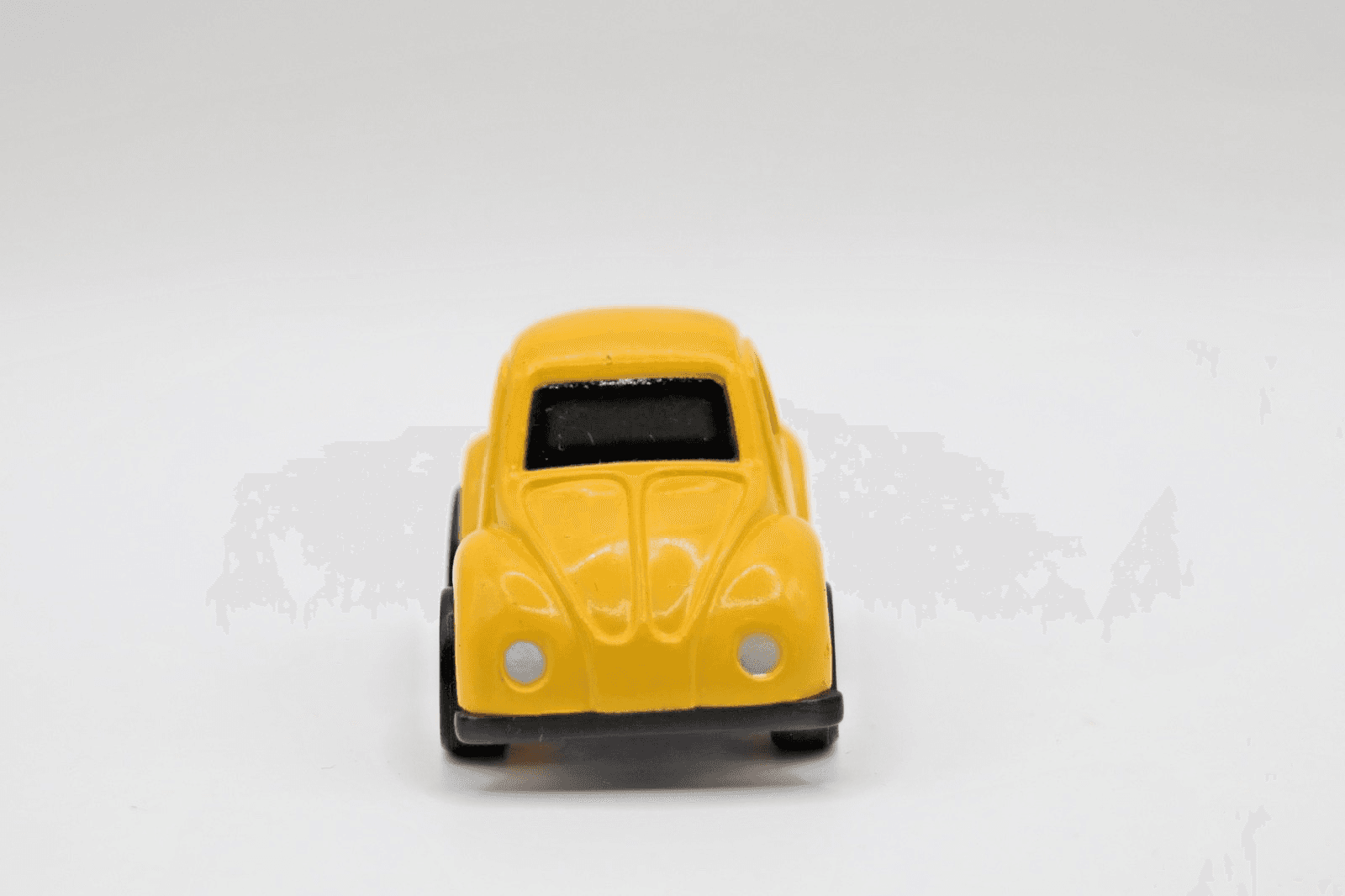 VTG ~ VW VOLKSWAGEN Bug Beatle ~ Diecast Yellow - Thumbnail 3