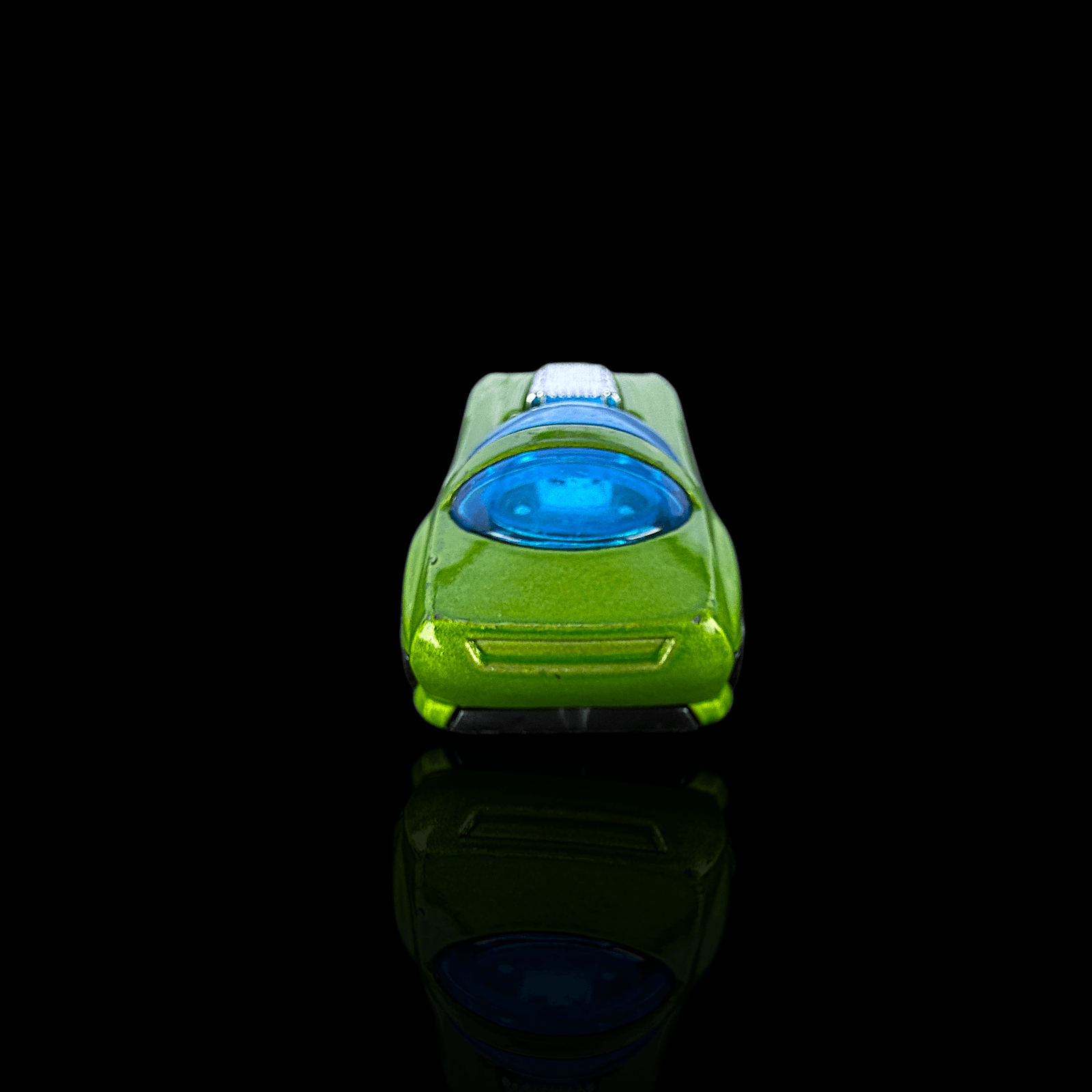 Hot Wheels 2002 Silhouette II ~ #152 Antifreeze Green Die-Cast Car - Thumbnail 4