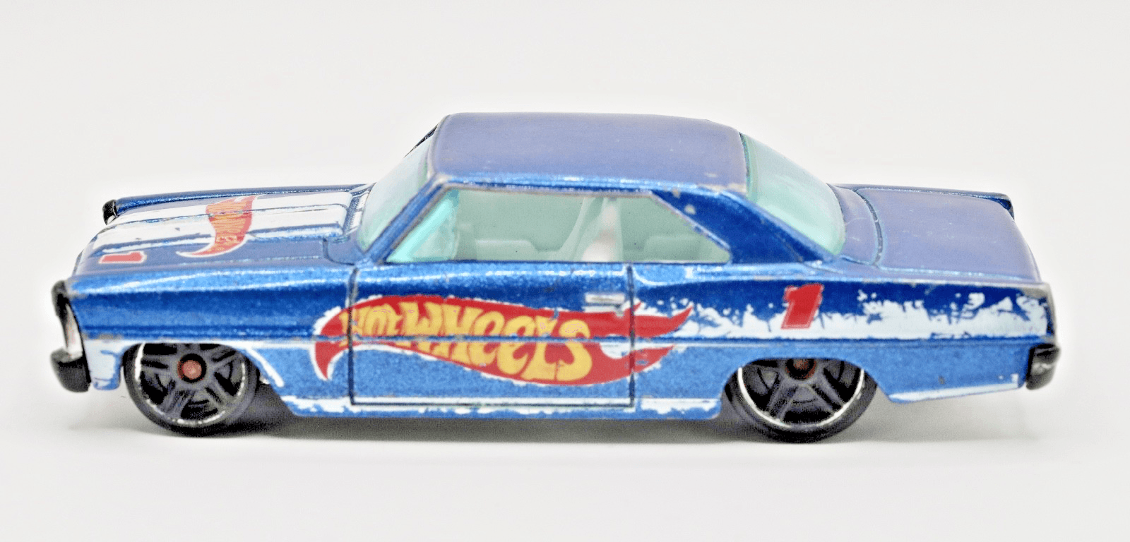 2011 Hot Wheels Racing ~ 1966 CHEVY NOVA (4/10) ~ 154/244 ~ 1/64 Diecast - Thumbnail 2