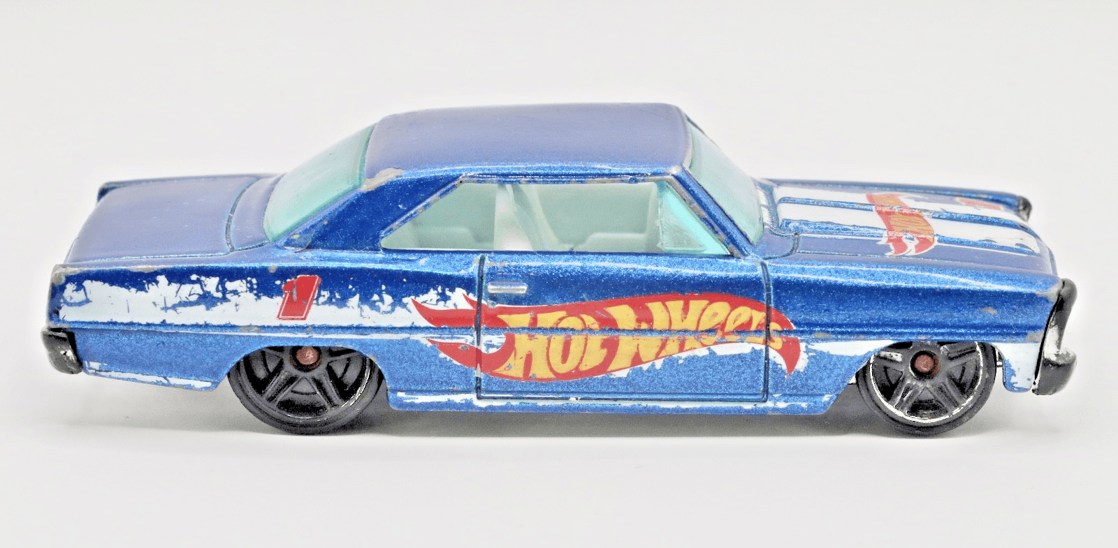 2011 Hot Wheels Racing ~ 1966 CHEVY NOVA (4/10) ~ 154/244 ~ 1/64 Diecast