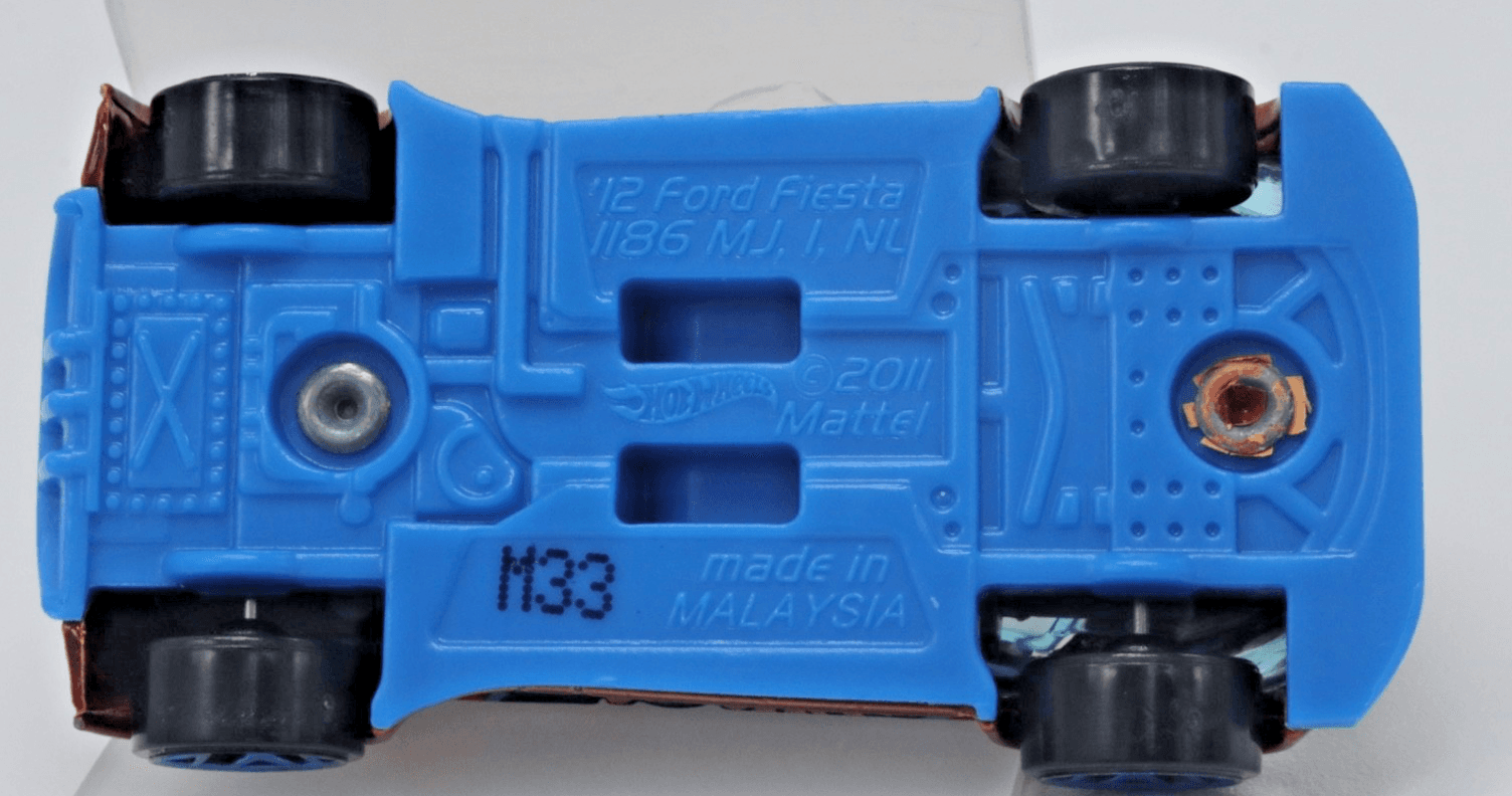 Hot Wheels ~ 2012 FORD FIESTA ~ Copper Brown / Blue Trim #14 Loose 1:64 Diecast - Thumbnail 8