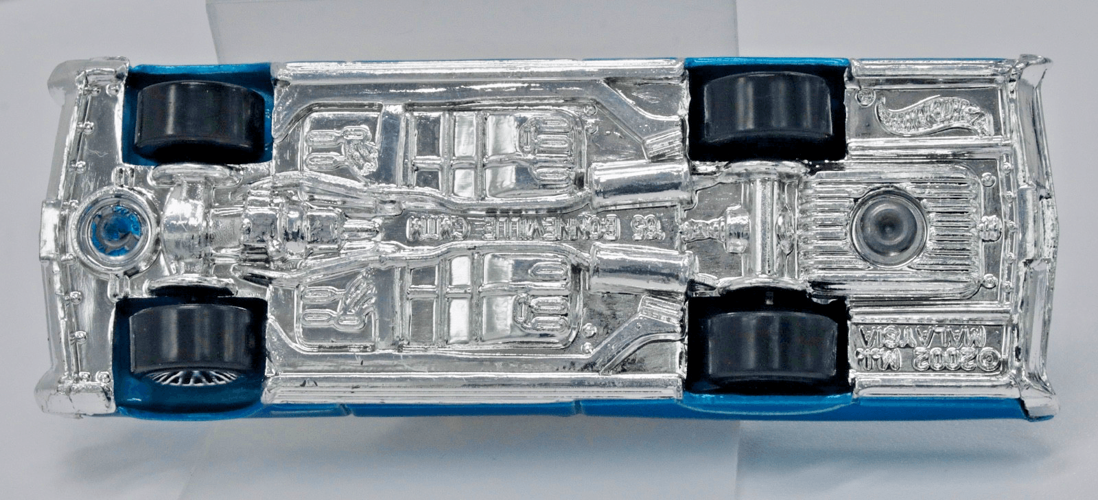 2003 Hot Wheels First Editions ~ 1965 PONTIAC BONNEVILLE ~Lowrider #13 1/64 - Thumbnail 6