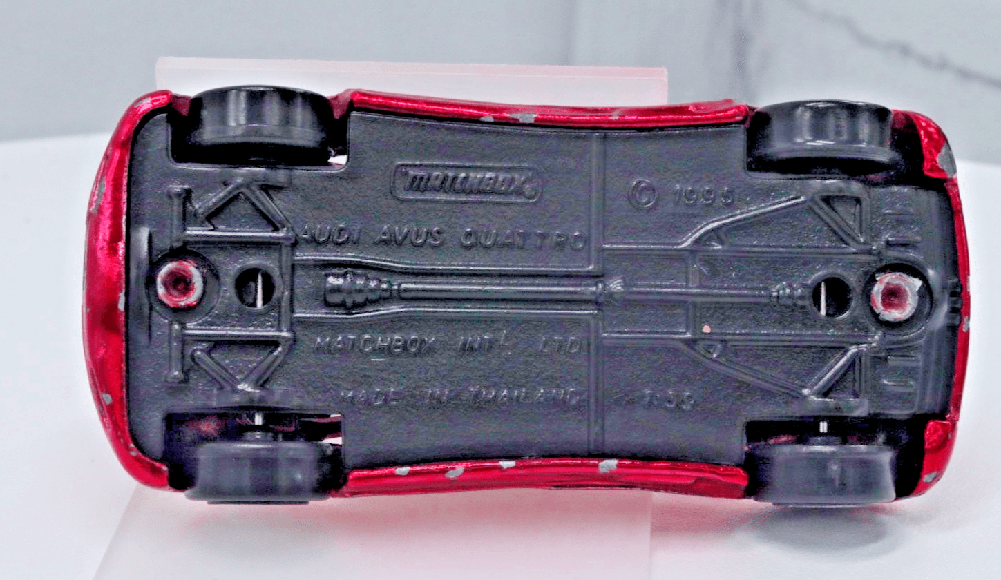 Matchbox ~ 1995 AUDI AVUS QUATTRO ~ Red Diecast 1/64 - Thumbnail 8