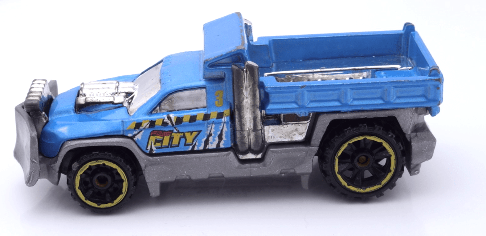 2014 Hot Wheels City ~ SO PLOWED ~ Snow Plow Truck Blue Diecast 1:64 - Thumbnail 4