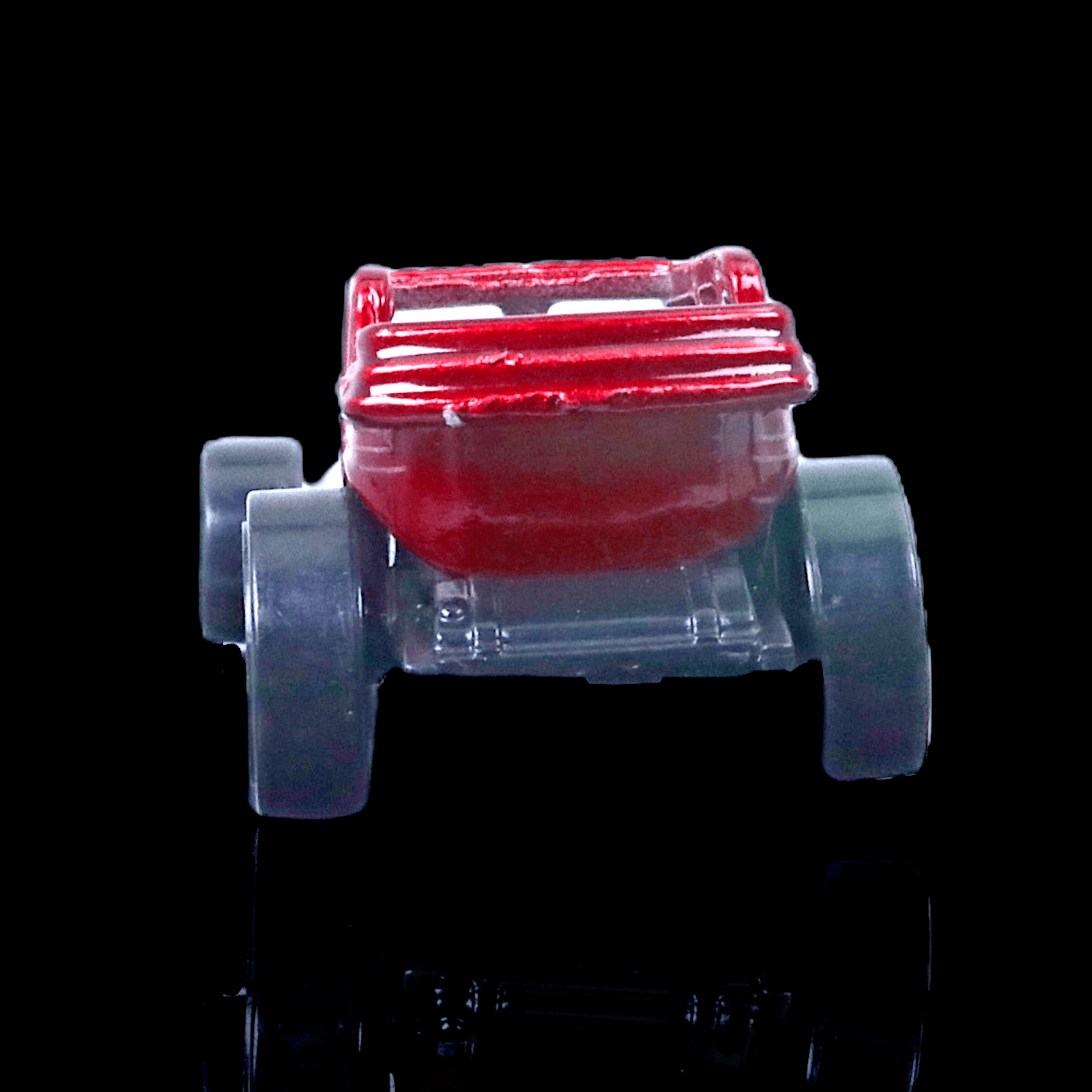 Hot Wheels 2014 GREAT GATSPEED ~ Red CFH25 ~ 1:64 Diecast Car ~ Red/Purple Trim - Thumbnail 4