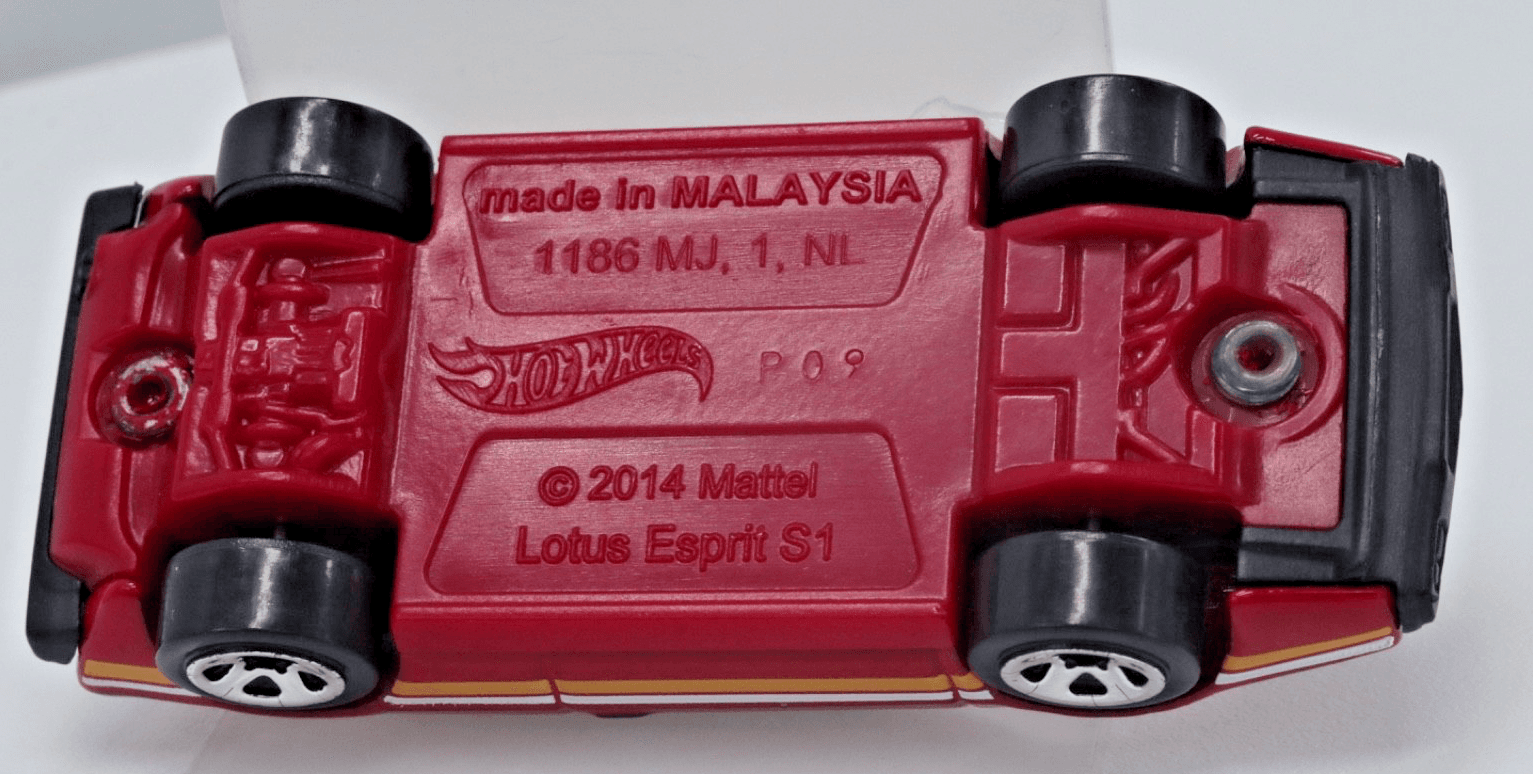Johnny Lightning ~ 1980 LOTUS ESPRIT TURBO ~ Red 1:64 Diecast Car - Thumbnail 8