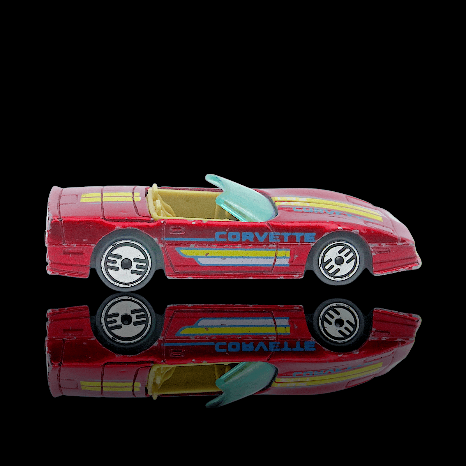 Hot Wheels 1983 CHEVY CORVETTE CONVERTIBLE ~ Red Diecast 1:64