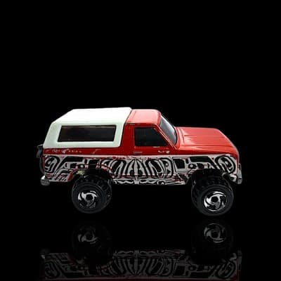 Hot Wheels 1980 Red Chevy Blazer 4X4 ~ Vintage ~ Casting Motorcycle On Back