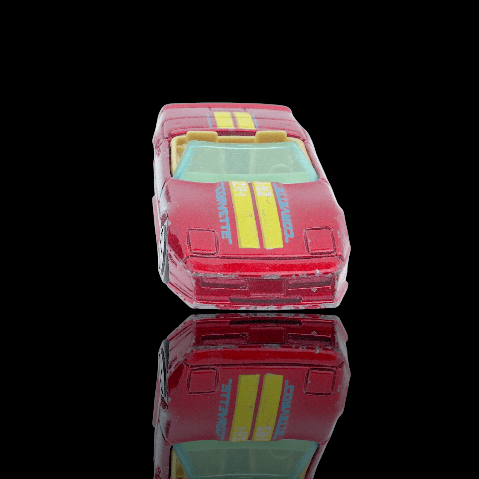 Hot Wheels 1983 CHEVY CORVETTE CONVERTIBLE ~ Red Diecast 1:64 - Thumbnail 3