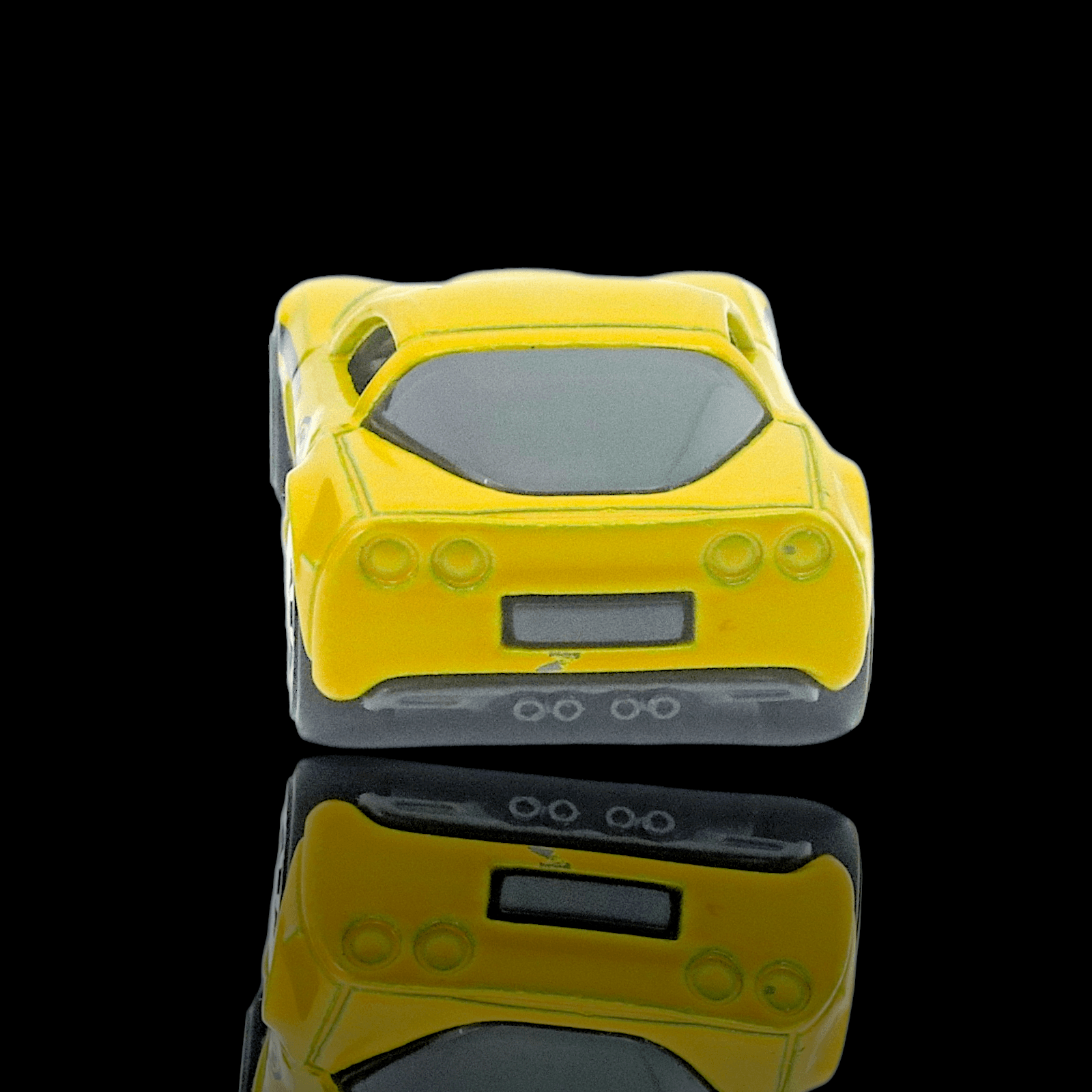 Hot Wheels 2012 CORVETTE Z06 ~ HWCC ~ Yellow 1/64 Diecast Toy Car - Thumbnail 4