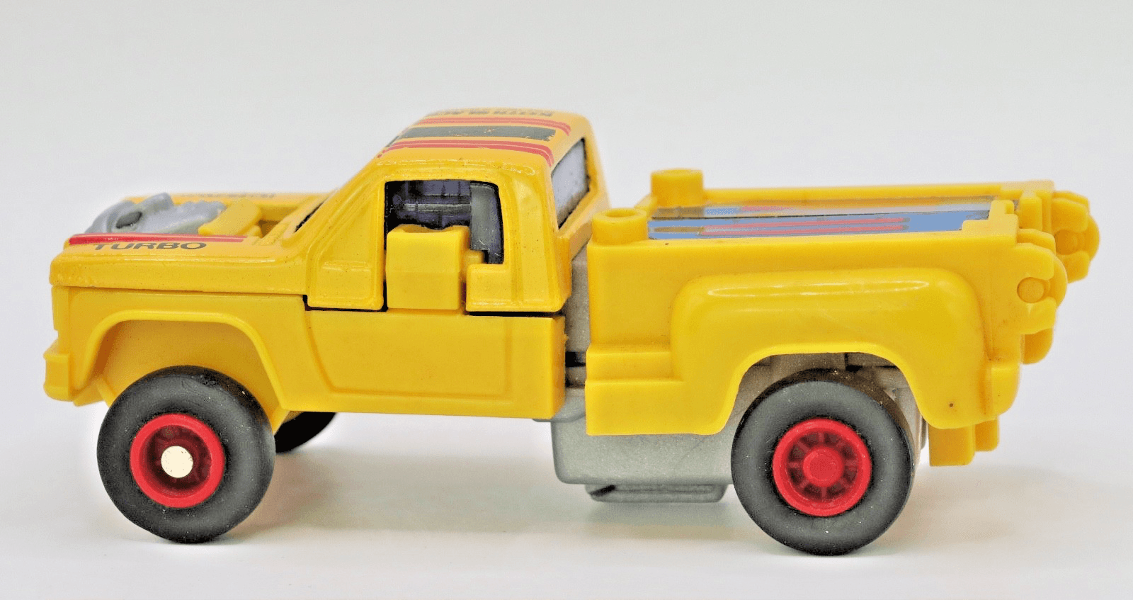 MC Toys ~ DYNABOT / MOTOBOT ~ Yellow Race Truck 4 x 4 Robot Transformer 1980s - Thumbnail 2