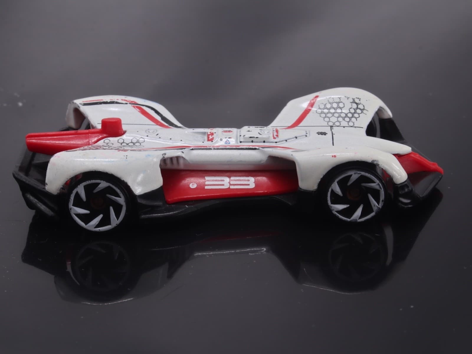 20129 Hot Wheels Race Day ~ ROBORACE ROBOCAR (9/10) ~ 1/64 Diecast 161/250 - Thumbnail 3