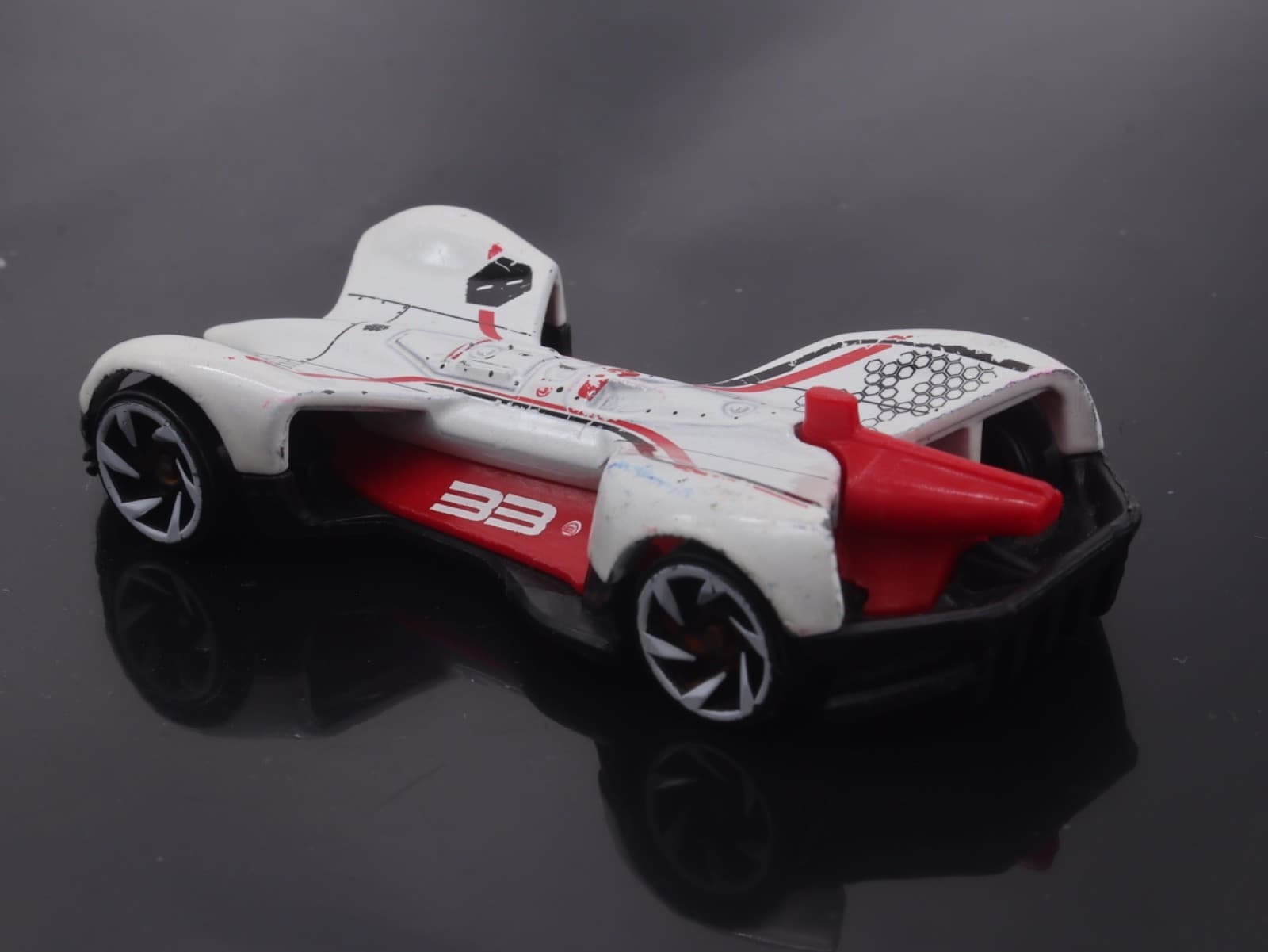 20129 Hot Wheels Race Day ~ ROBORACE ROBOCAR (9/10) ~ 1/64 Diecast 161/250 - Thumbnail 6