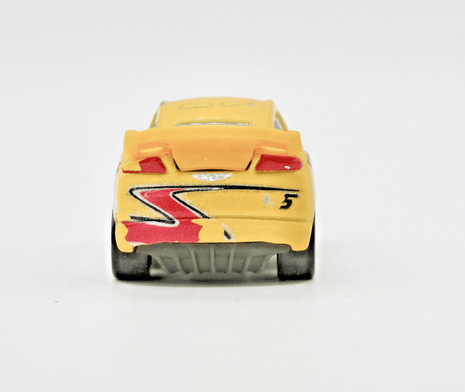 Disney Pixar Cars ~ Mini Racers ~ RUST-EZE CRUZ RAMIREZ #95 ~ Diecast - Thumbnail 4