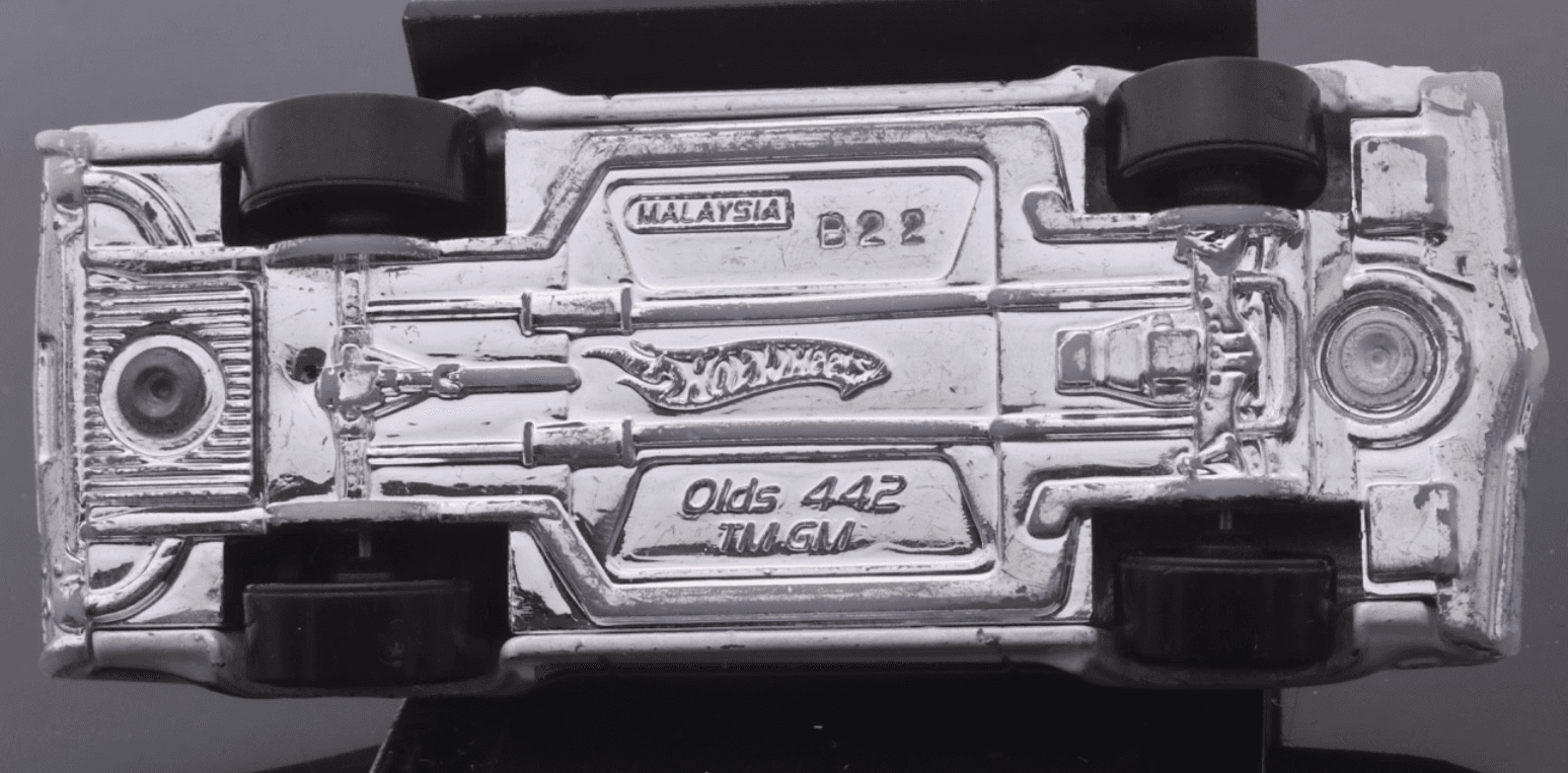 2009 Hot Wheels Muscle Mania ~ OLDS 442 ~ Diecast 1/64 - Thumbnail 11
