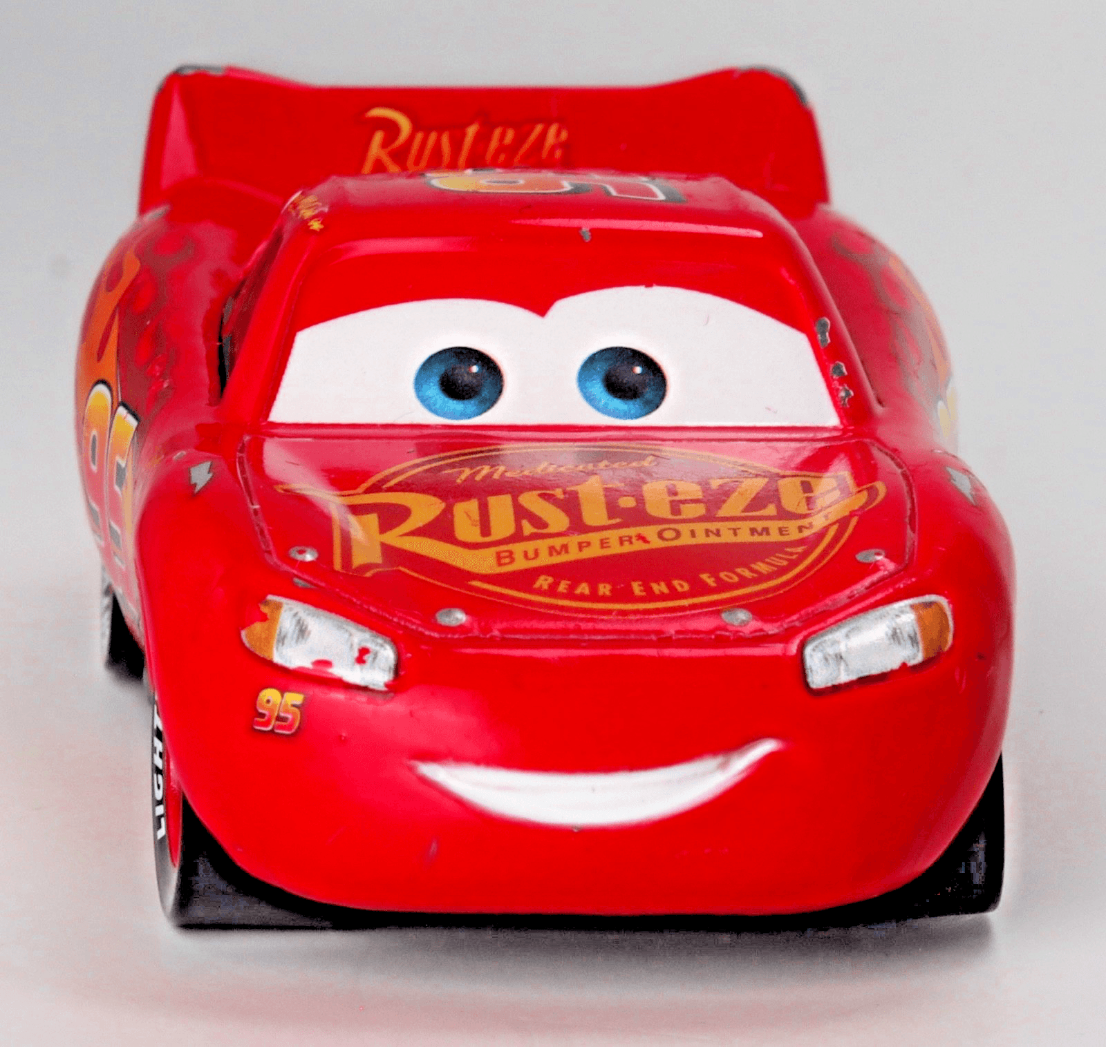 Disney Pixar Cars ~ LIGHTNING MCQUEEN "RUST-EZE" #95 ~ Red 1:55 Diecast - Thumbnail 7